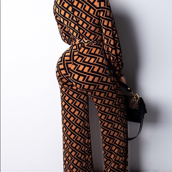 Chic Clothing - Picture 8 of 8